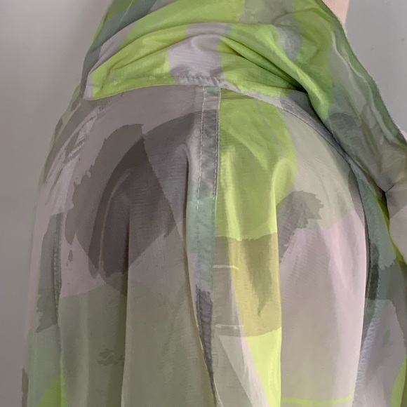 DKNY jeans woman’s XL windbreaker ** 2/$35.00** - Picture 4 of 9